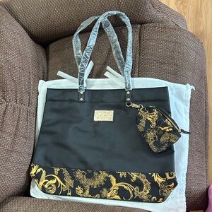 Versace Black and Gold Tote Bag. BRAND NEW. Comes with White Dust Bag